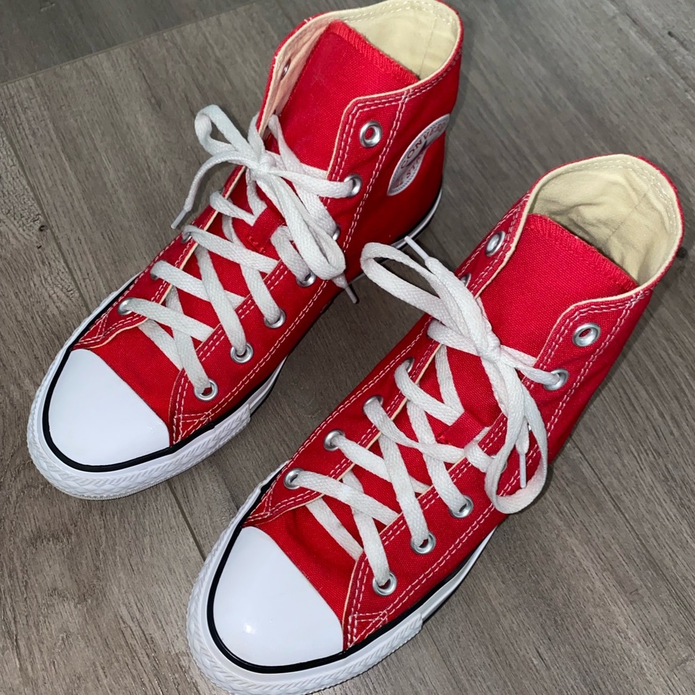 Like new red high top converse